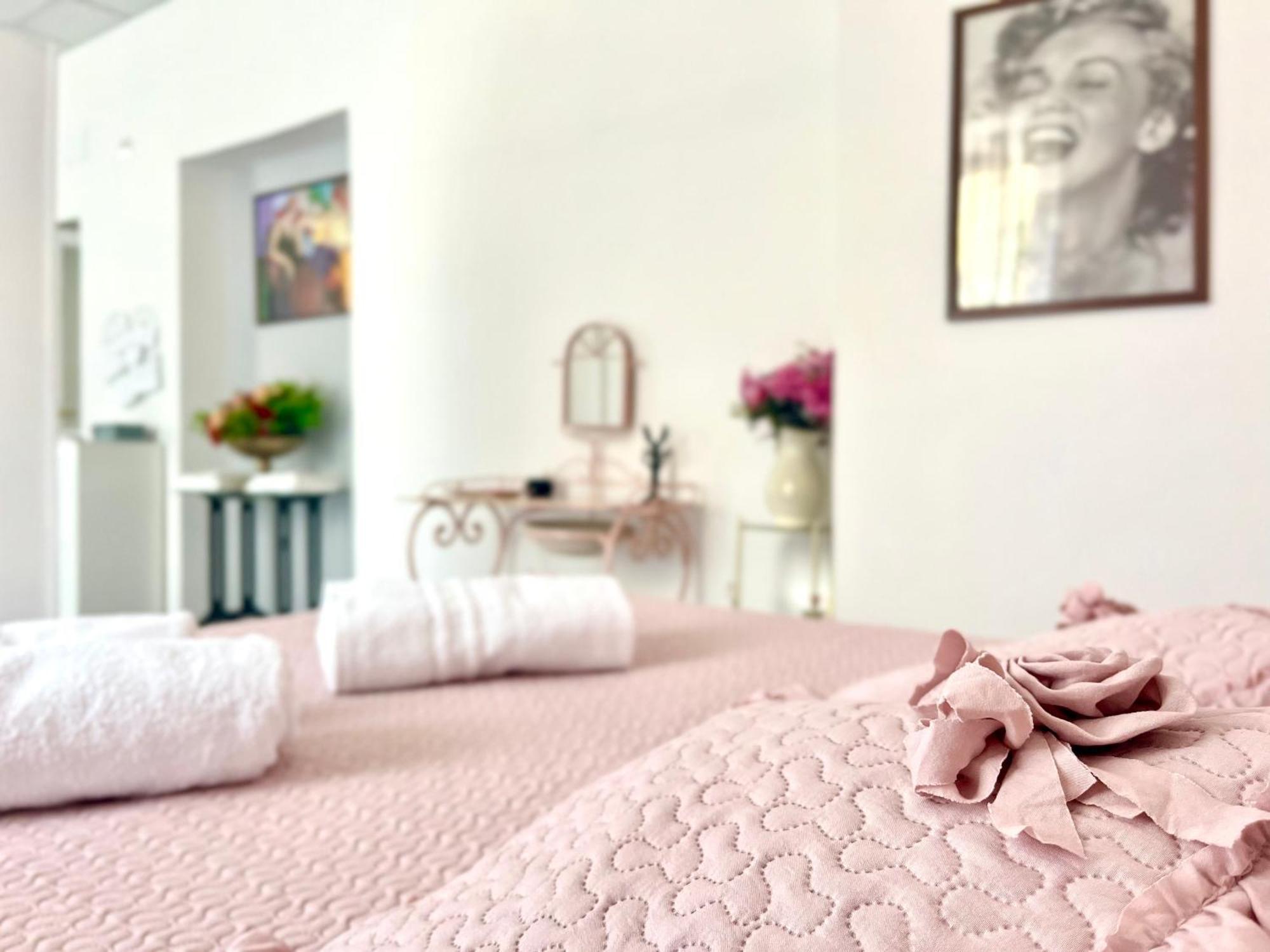 La Casa Di Marilyn Daire Napoli Dış mekan fotoğraf